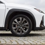 lexus-ux-f-sport-46