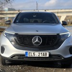 mercedes-benz-eqc-8