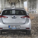 toyota-auris-hybrid-10