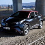 toyota-ch-r-30