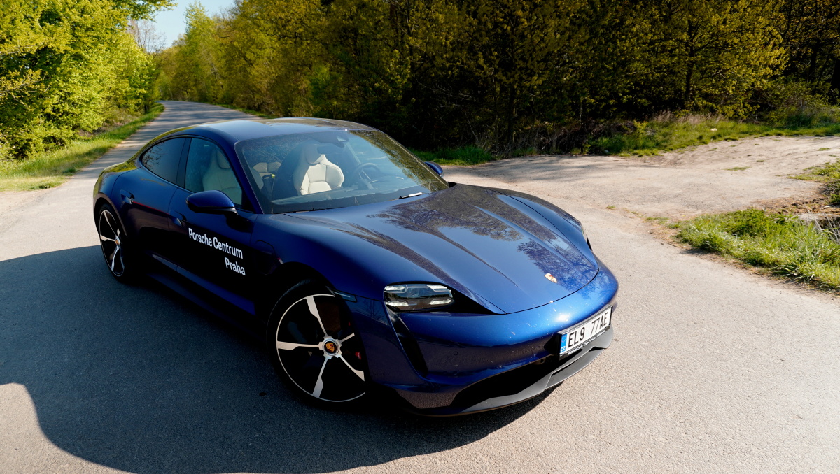 porsche-taycan-6