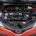 toyota-ch-r-2020-8