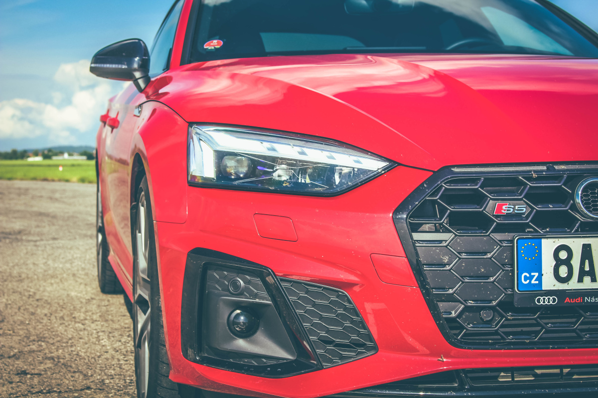 audi-s5-sportback-2020-25
