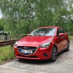 mazda-2-11