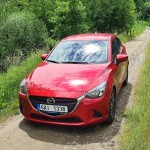 mazda-2-8