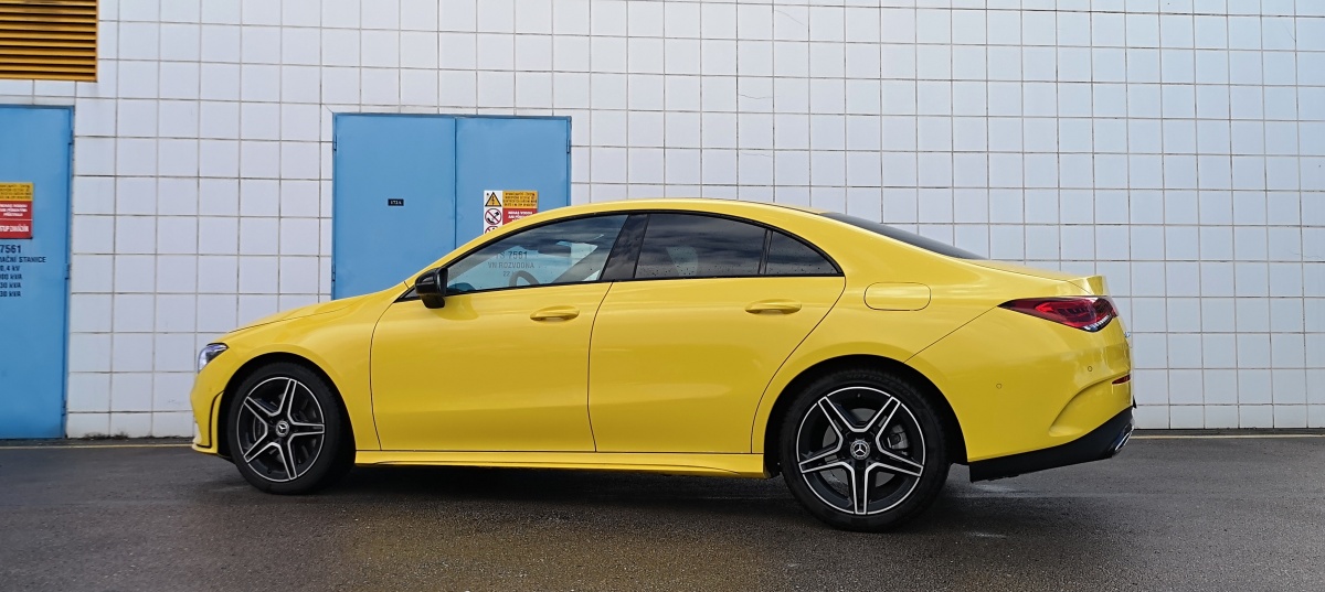 mercedes-benz-cla-9