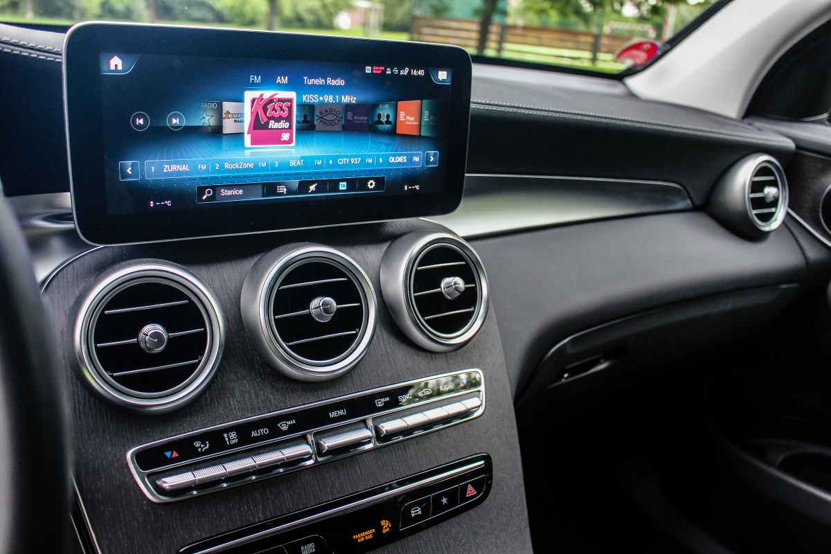 mercedes-benz-glc-2020-22