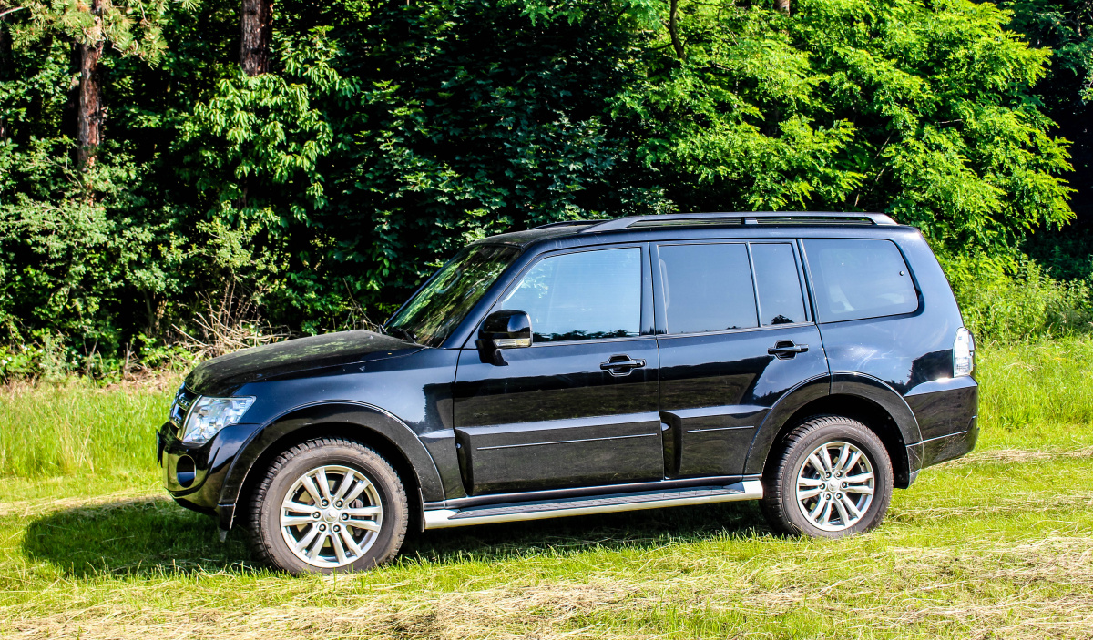 mitsubishi-pajero-12