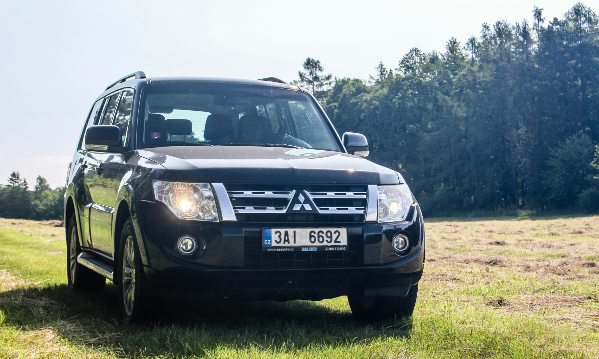 mitsubishi-pajero-5
