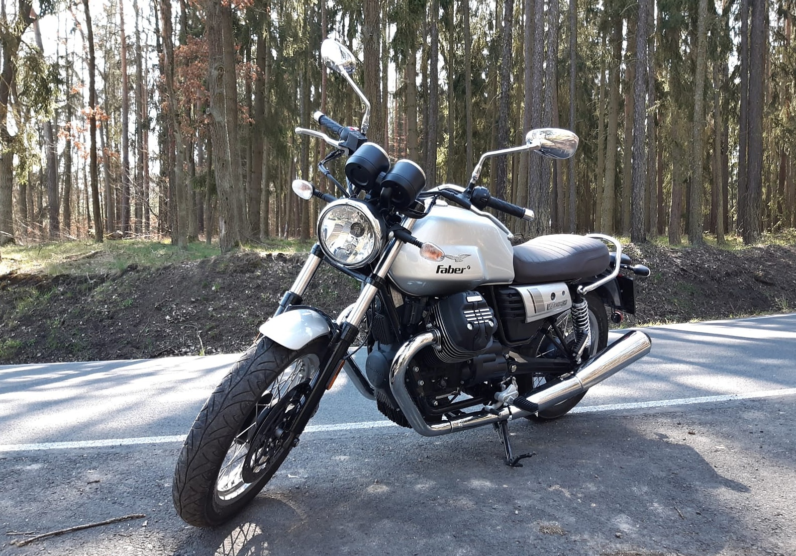 moto-guzzi-v7-iii-special-3