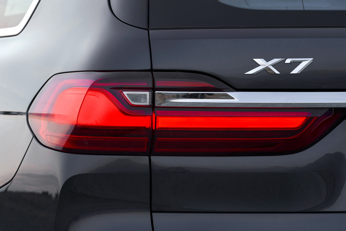 p90326039_highres_the-first-ever-bmw-x