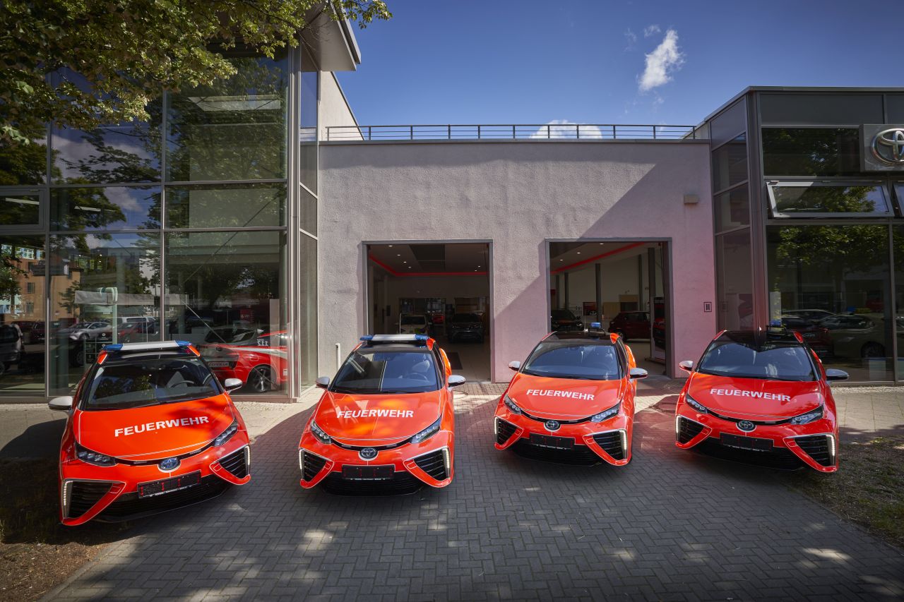 toyota_mirai___toyota_de66453_jek03801_1