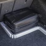 1594186375-03-securing-luggage-jpg-1920×1281