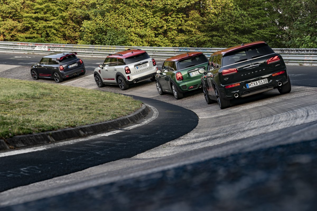 2020-mini-john-cooper-works-countryman-5