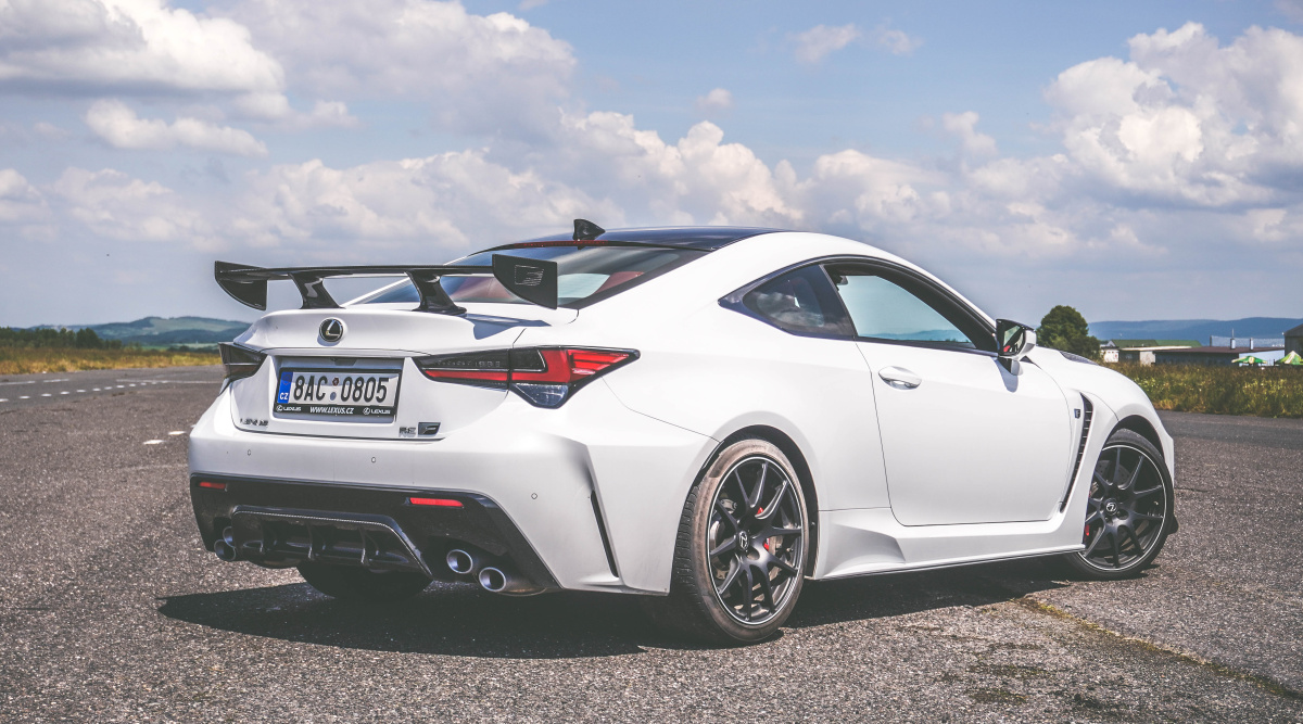 lexus-rc-f-track-edition-1
