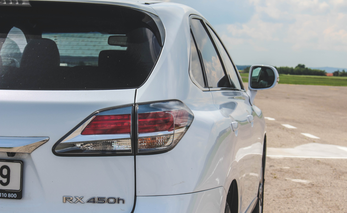 lexus-rx-3-11