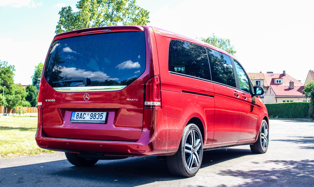 mercedes-benz-v-class-2020-13