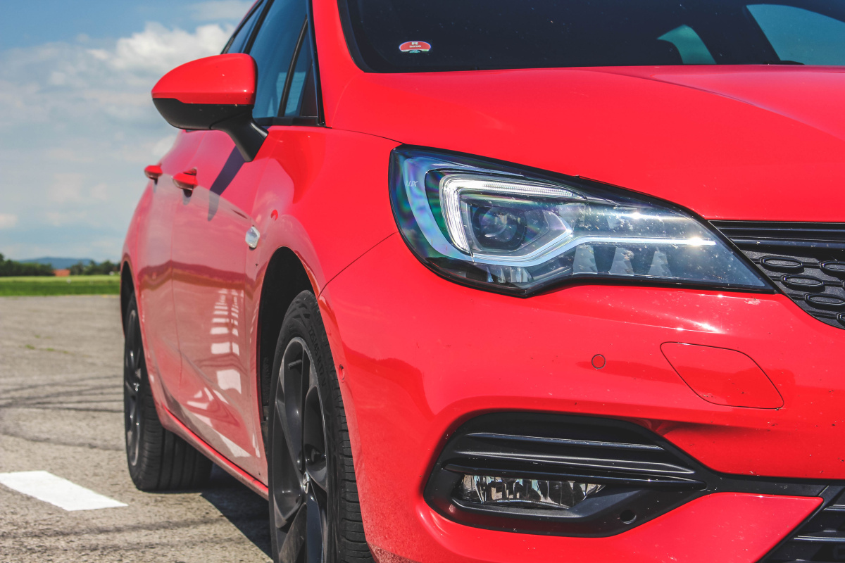 opel-astra-2020-4