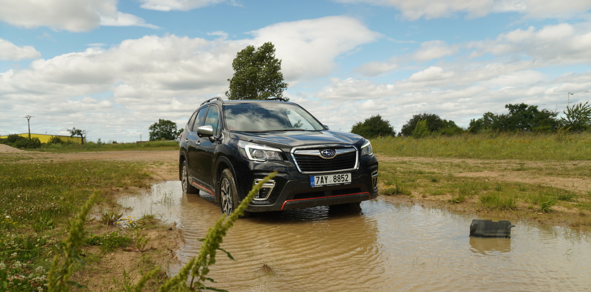 subaru-forester-e-boxer-25