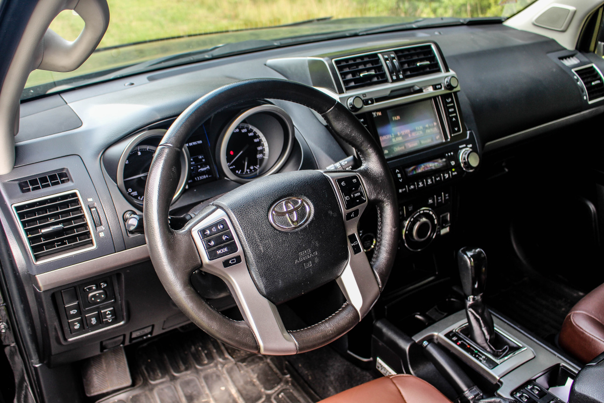 toyota-land-cruiser-14