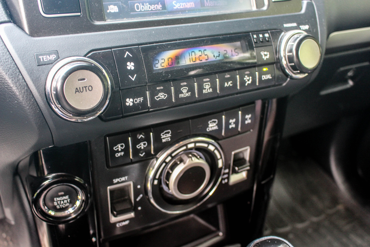 toyota-land-cruiser-20
