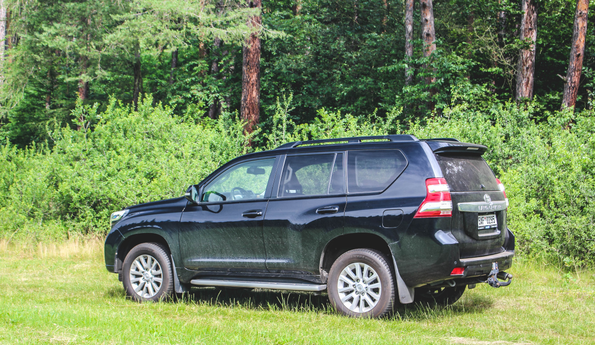 toyota-land-cruiser-5