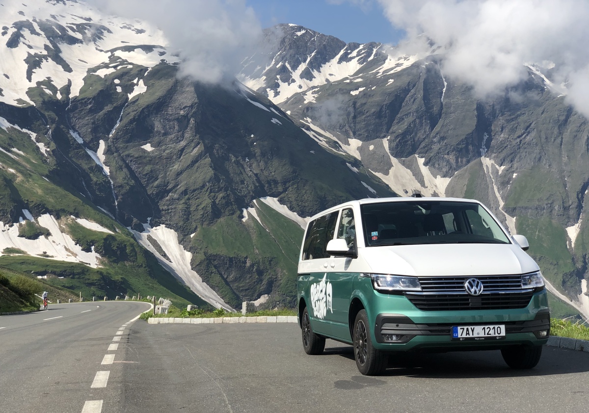 volkswagen-multivan-6-36