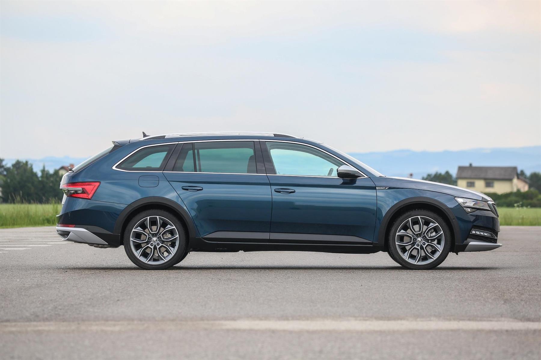 skoda-superb-scout-12