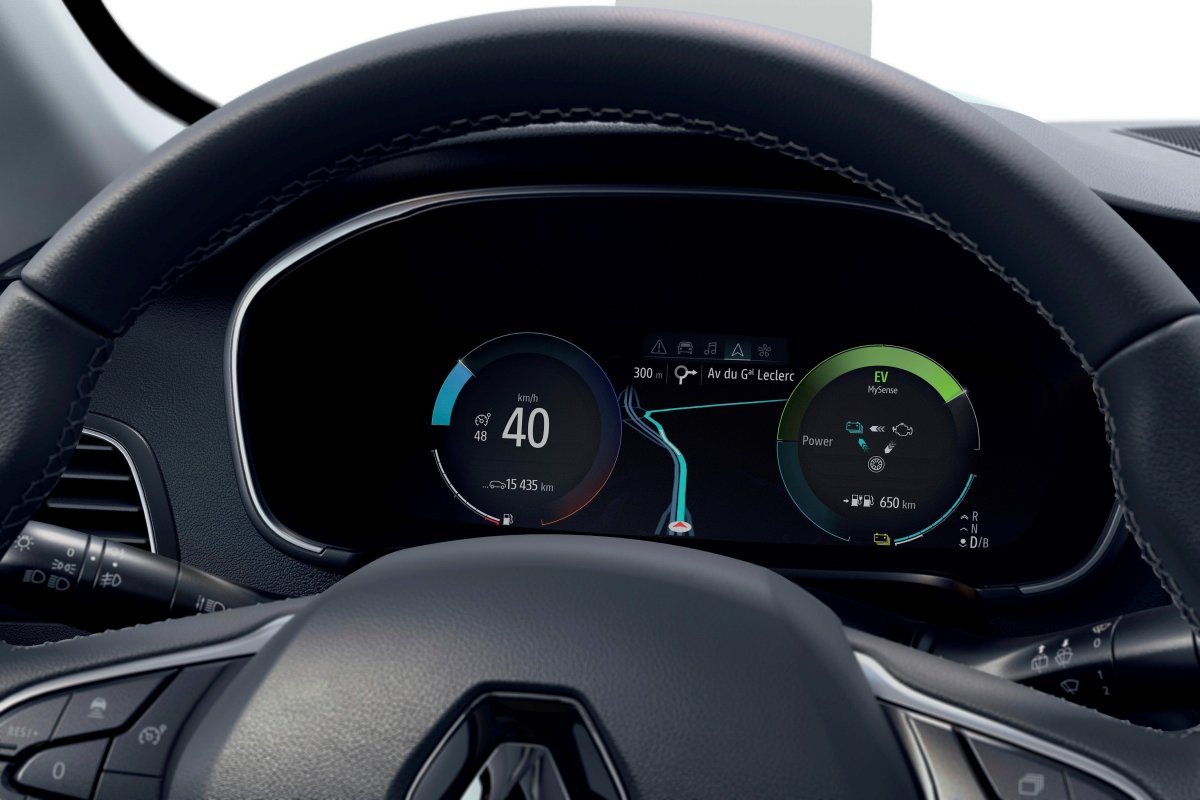 2020-facelift-renault_megane_e-tech_plug-in_hybrid-5