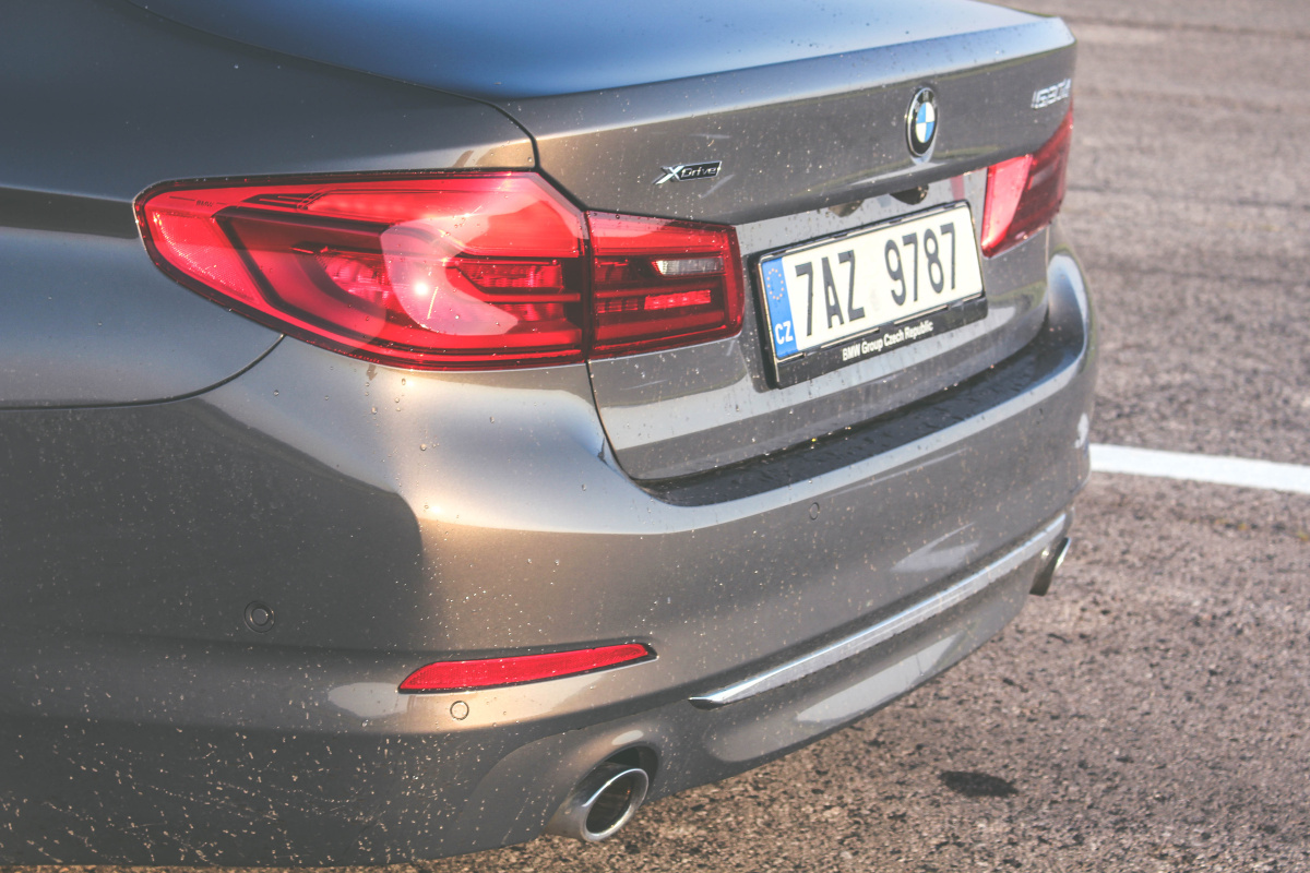 bmw-5-series-5