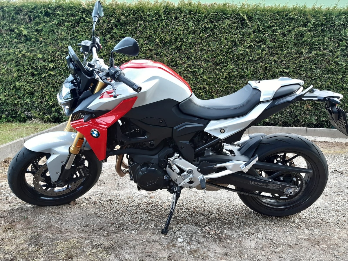 bmw-f900r-12