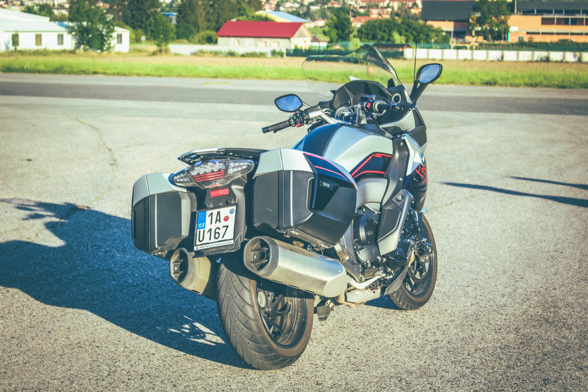 bmw-k-1600-gt-13