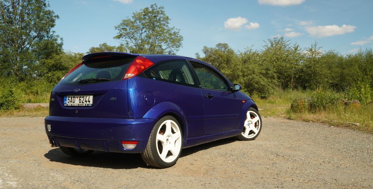 ford-focus-rs-mk1-1