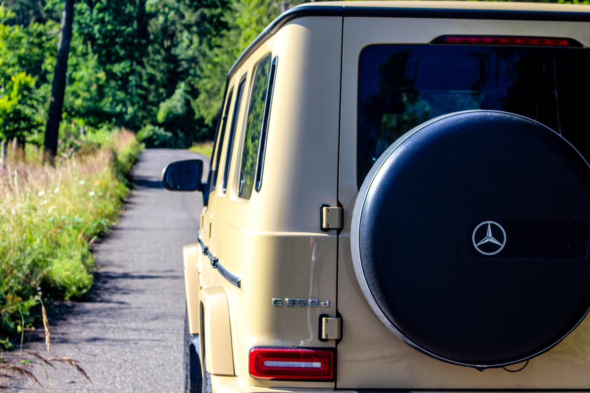 mercedes-benz-g-2020-25
