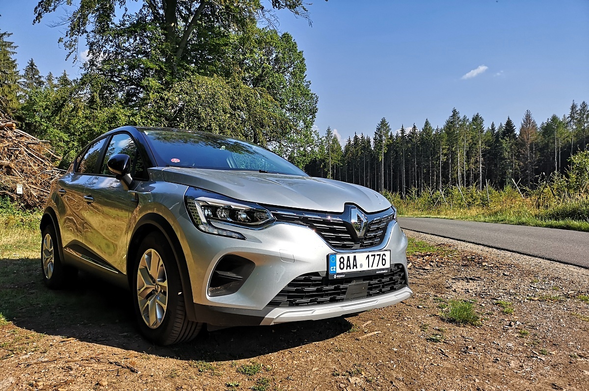 renault-captur-zen-23