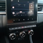 renault-captur-zen-35