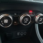 renault-captur-zen-37