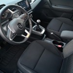 renault-captur-zen-40
