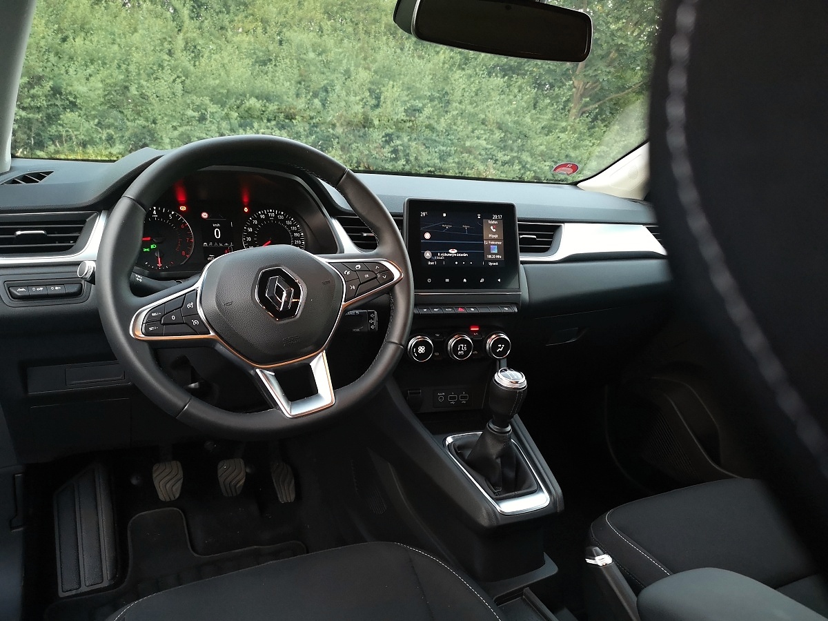 renault-captur-zen-41