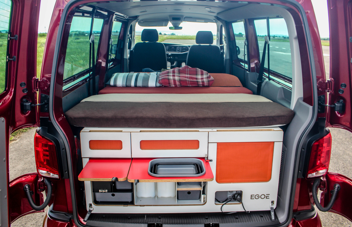 volkswagen-transporter-61-15