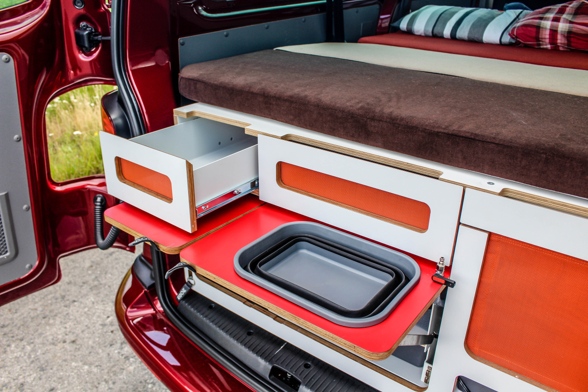 volkswagen-transporter-61-16