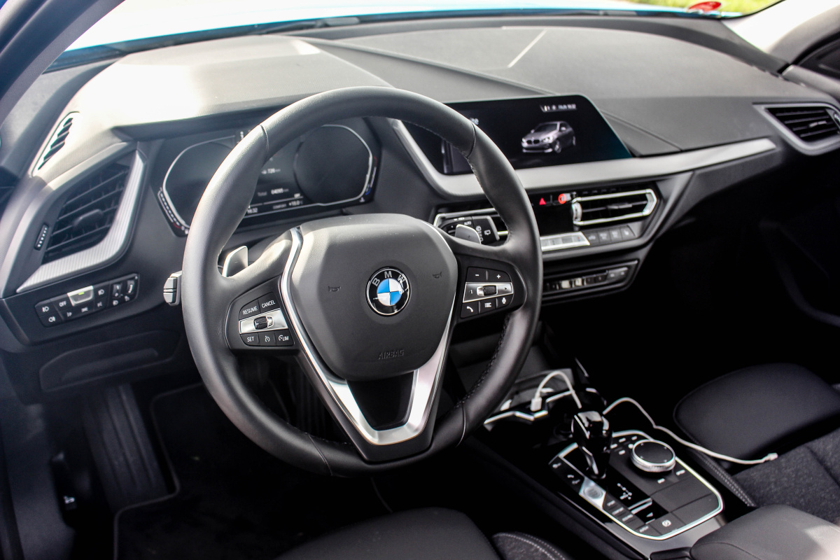 bmw-1-2020-9
