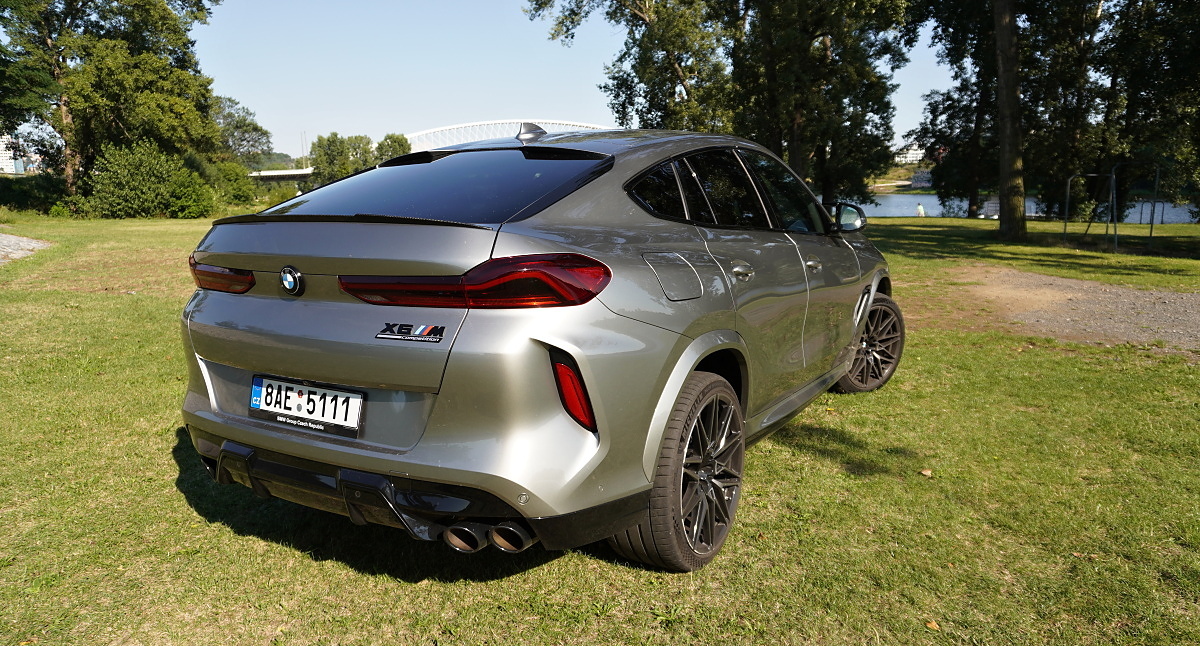 bmw-x6-m-competition-21