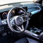 mercedes-benz-glb-12
