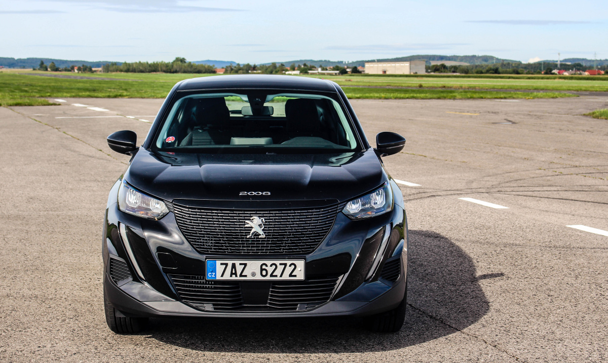 peugeot-2008-2020-1