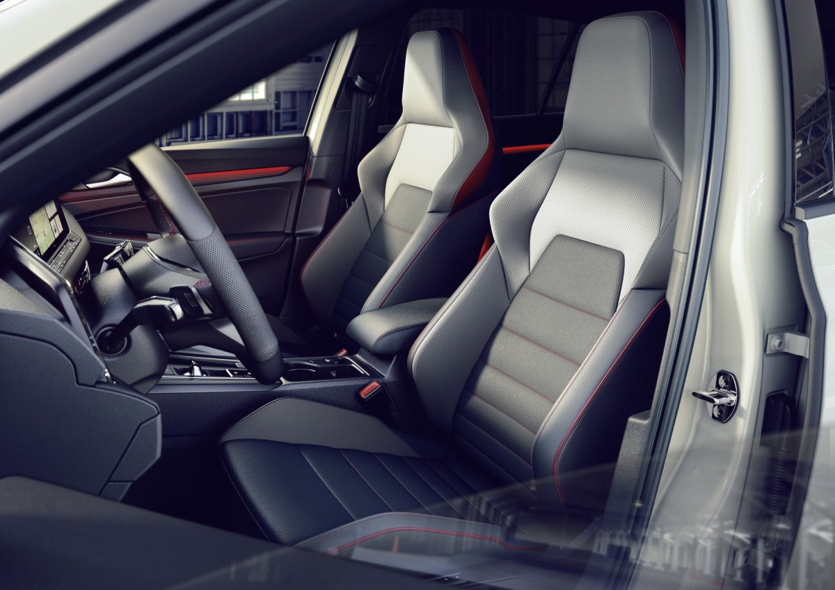 2021-volkswagen-golf-gti-clubsport-6