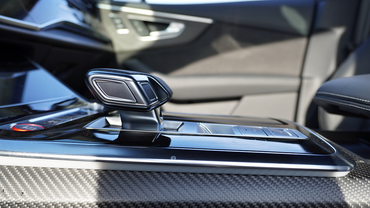 audi-rs-q8-27