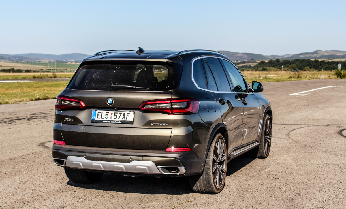 bmw-x5-2020-19