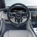 jag_xf_21my_interior_061020_005