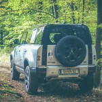 land-rover-defender-21
